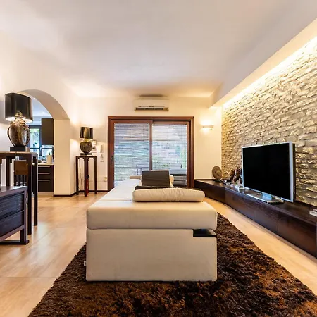 Rokkaria Holiday home